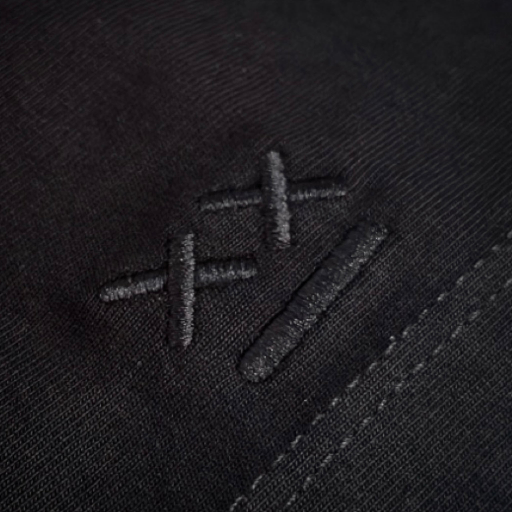 CAMISETA OVERSIZE NEGRA CN